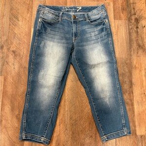 SEVEN 7 Women’s butterfly embellished Blue cropped Denim Jeans